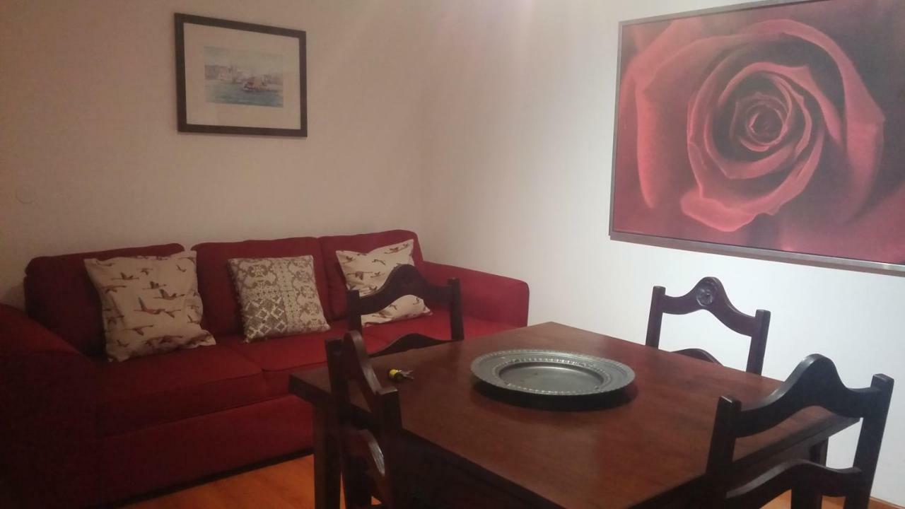 Encarnacao Metro 1/2 Apartment ลิสบอน ภายนอก รูปภาพ